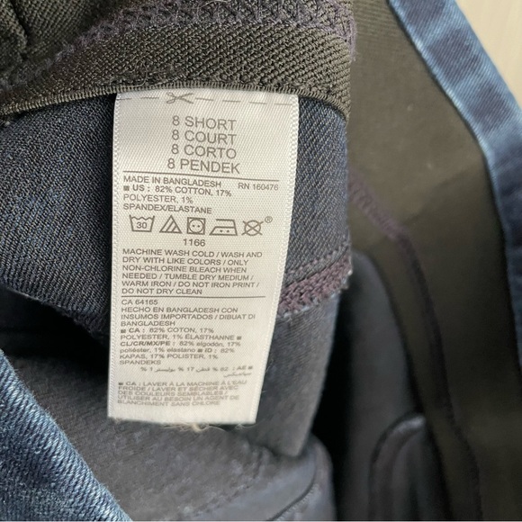 Old Navy Super Skinny Mid Rise Dark Wash Stretch Jeans Size 8 Short - Picture 9 of 9